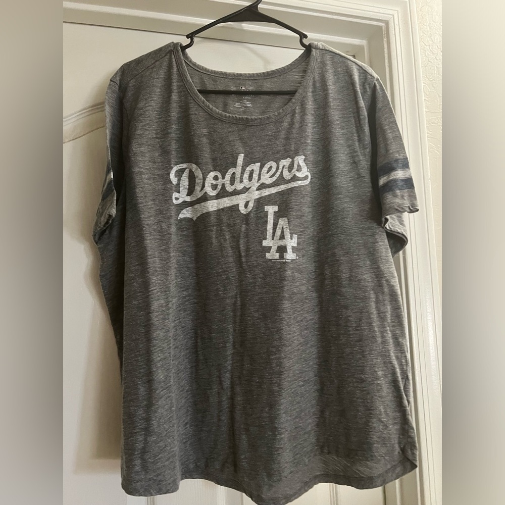 Dodgers tshirt